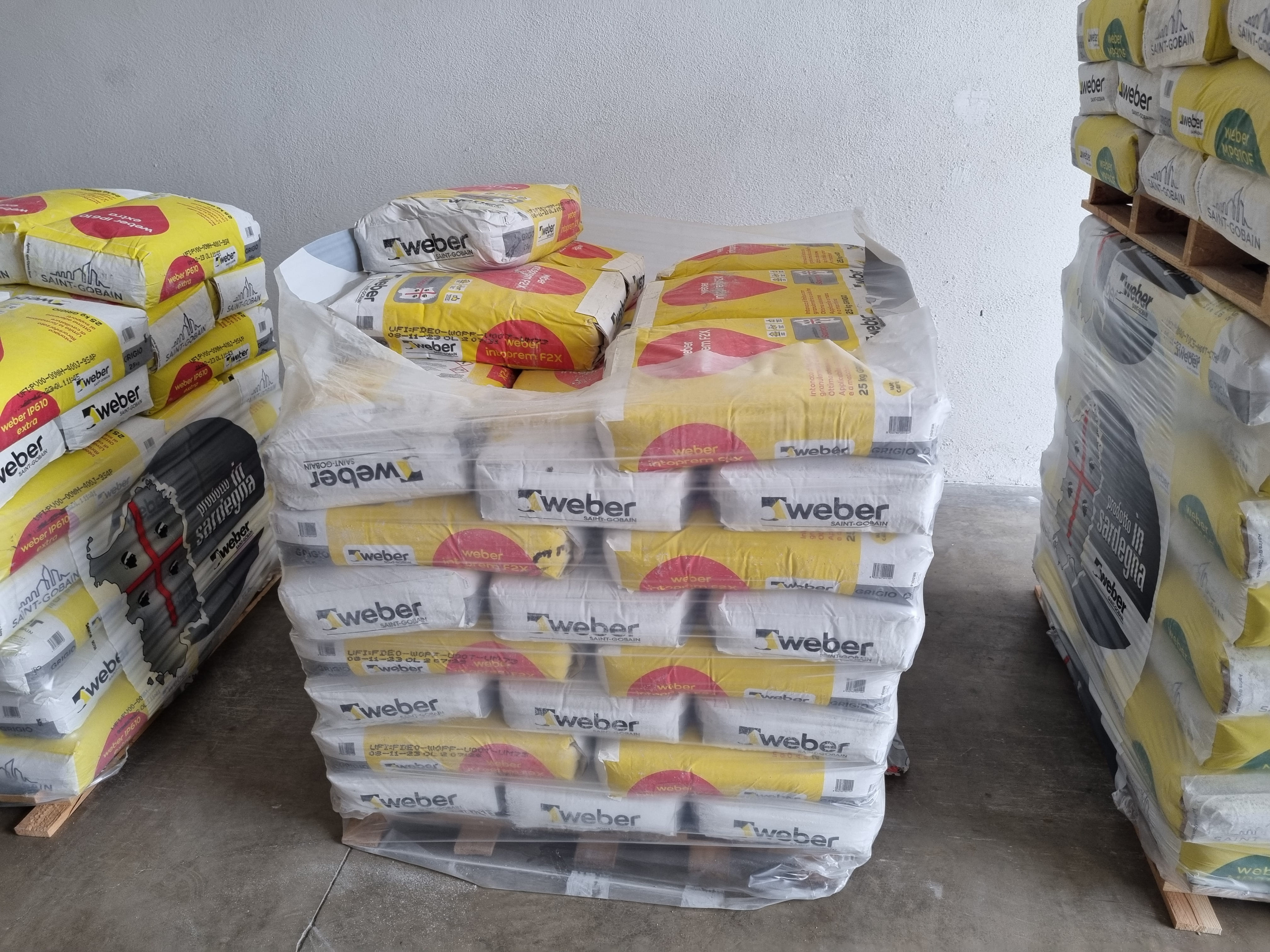 Vendita al dettaglio di materiali edili, pellet e pitture